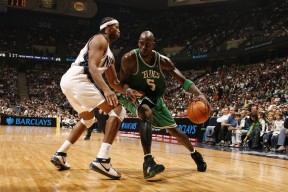 JiuyouAPP下载-安哥拉男篮在非洲锦标赛中继往开来，争夺冠军