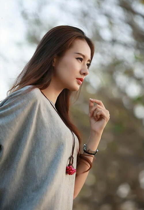 “悬崖边缘：极限赛段的生死攸关”，悬崖边缘效应